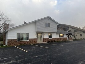 Building Photo - 4646 S 124th St