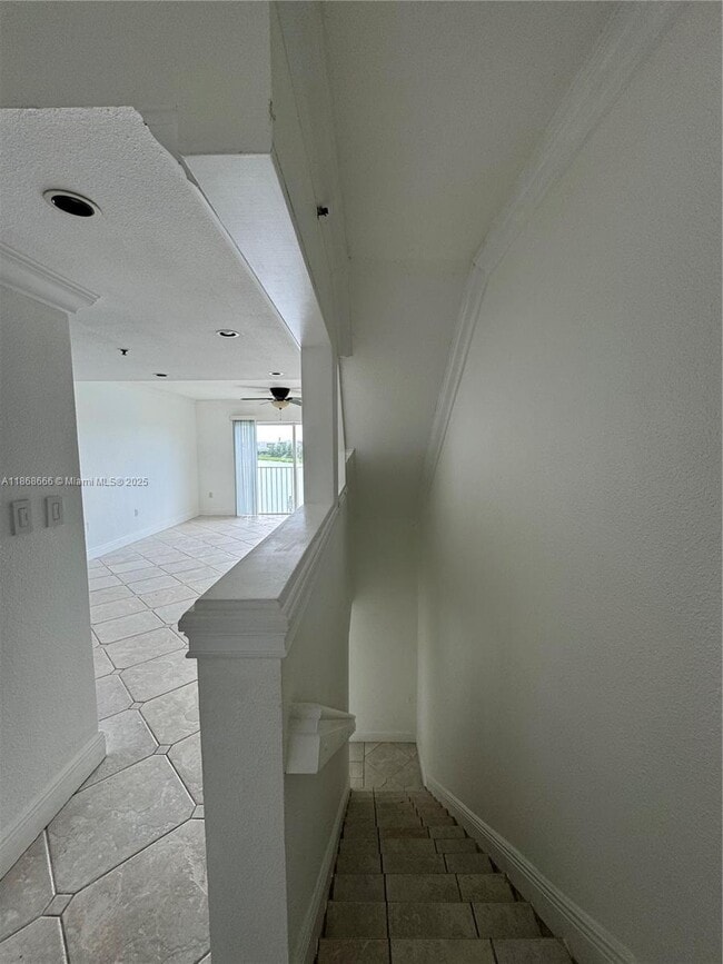 Building Photo - 154 Riviera Cir