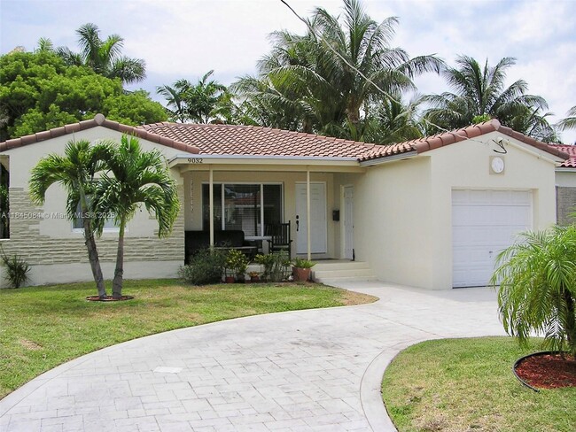 Primary Photo - 9032 Abbott Ave