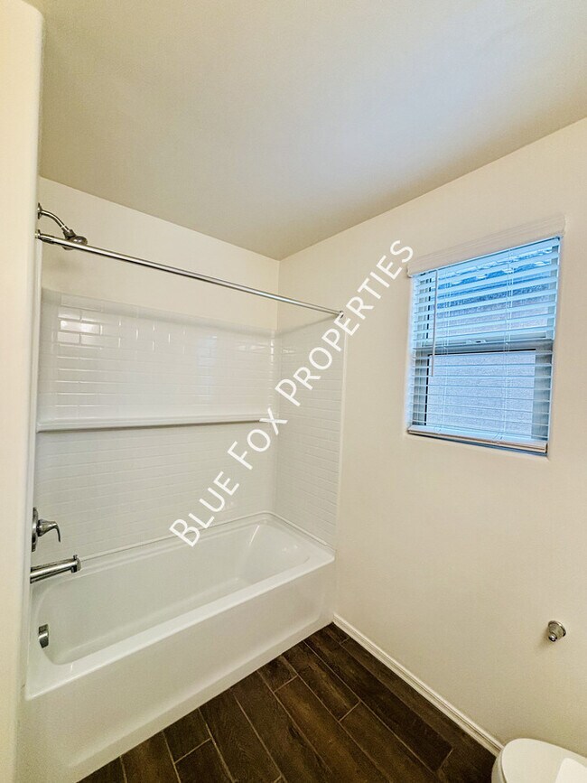 Building Photo - 6563 W Camino Pizarro