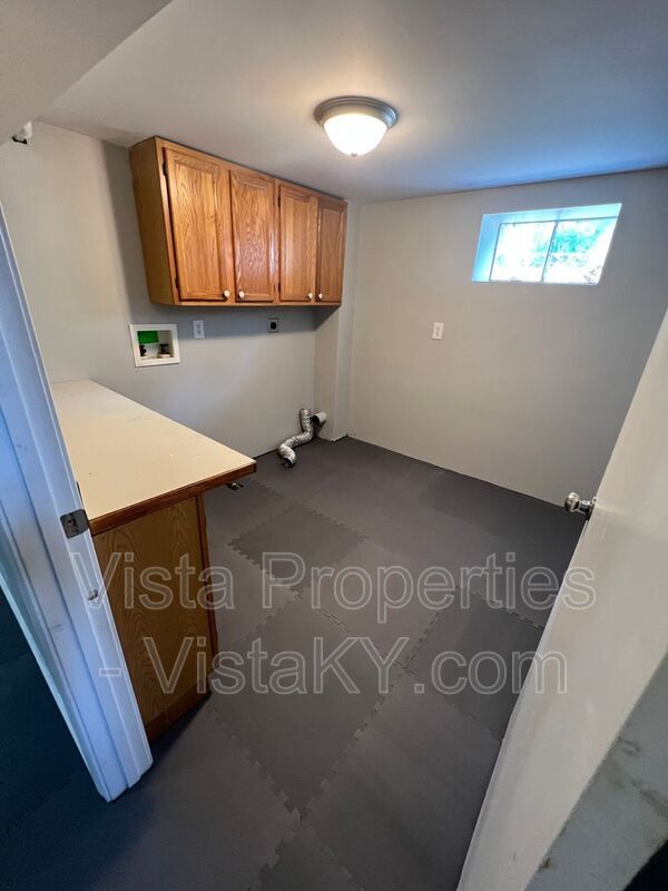 Building Photo - 2512 Accasia Dr