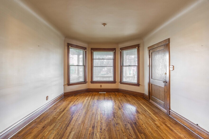 Building Photo - 5311 W Berenice Ave