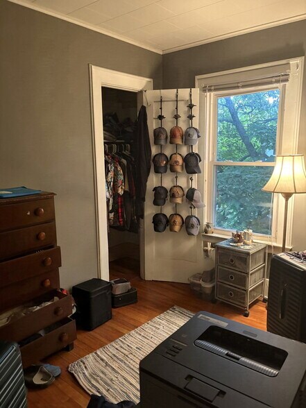 Building Photo - 408 Burnet Park Dr