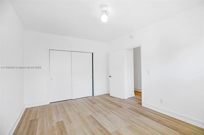 Building Photo - 350 75th St