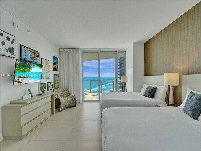 Building Photo - 4111 S Ocean Dr