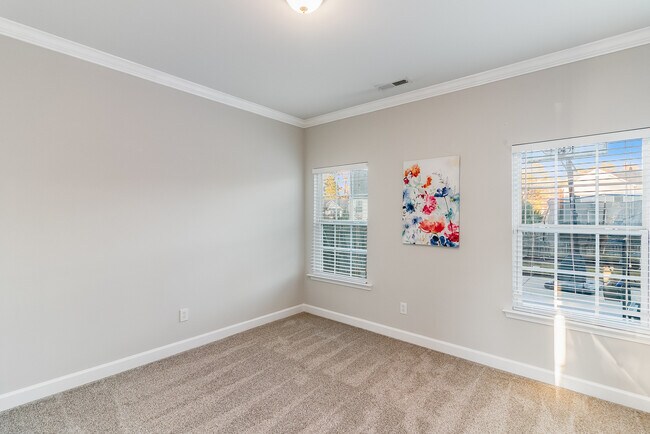 Building Photo - 2902 Framer Ln