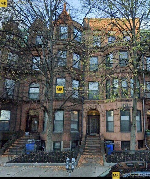 Building Photo - 465 Commonwealth Ave