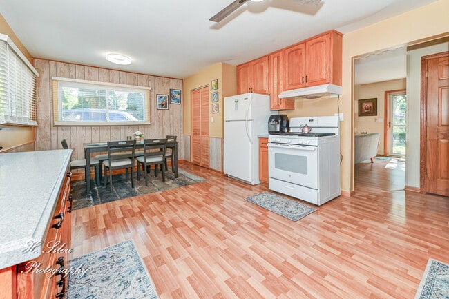 Building Photo - 117 Marryat Pl