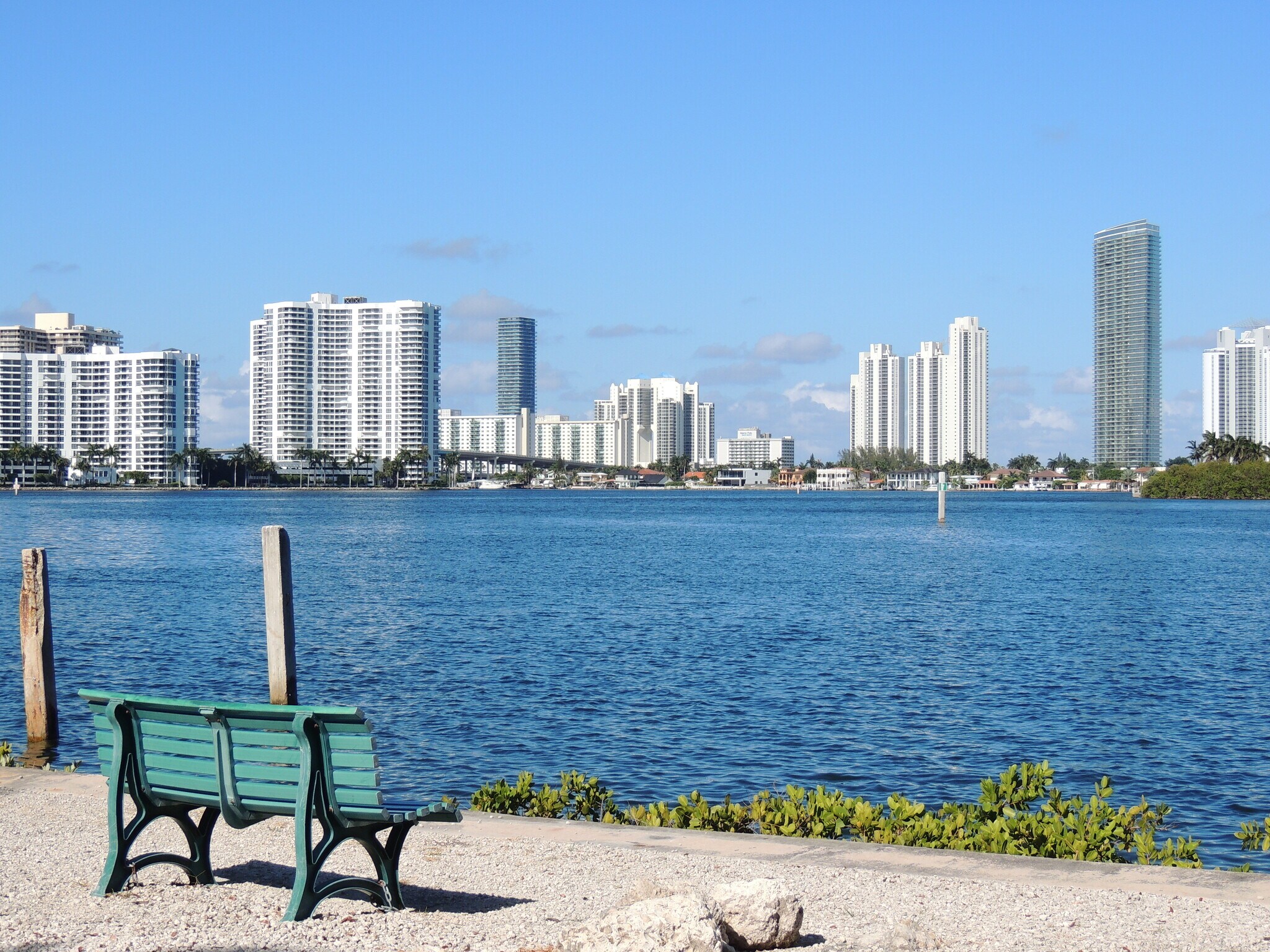 Building Photo - 3165 NE 184th St