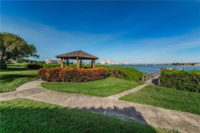 Building Photo - 6218 Palma Del Mar Blvd S