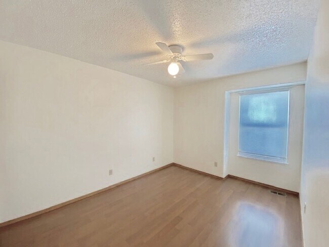 Building Photo - Spacious Briargate 4 Bedroom/3.5 Bathroom Home with huge Yard