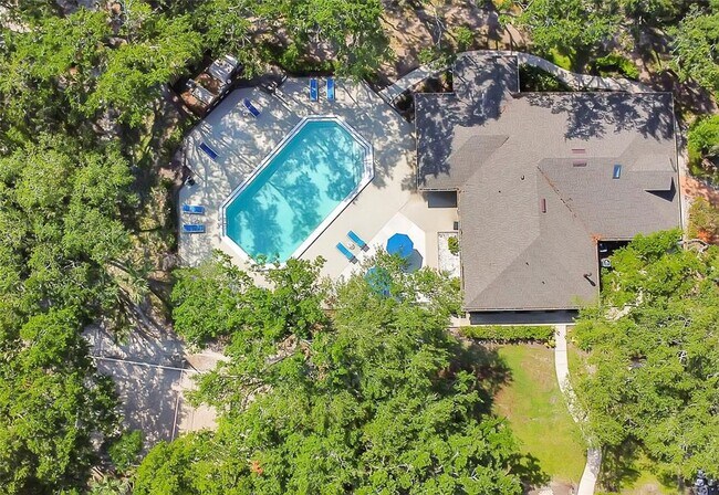 Building Photo - 5263 Images Cir