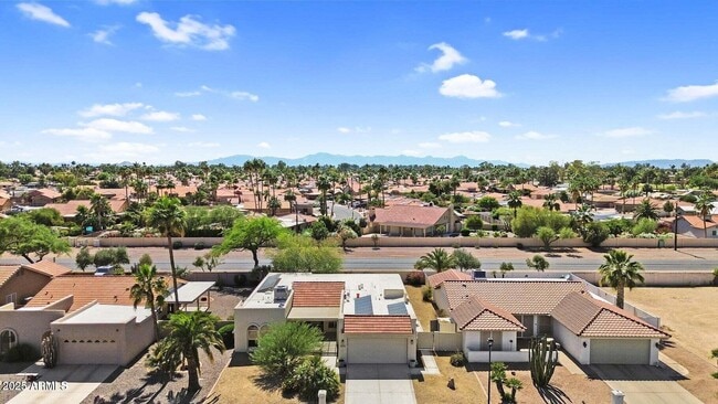 Building Photo - 25810 S Boxwood Dr