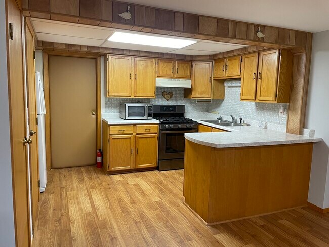 Building Photo - 6 Paxos Dr