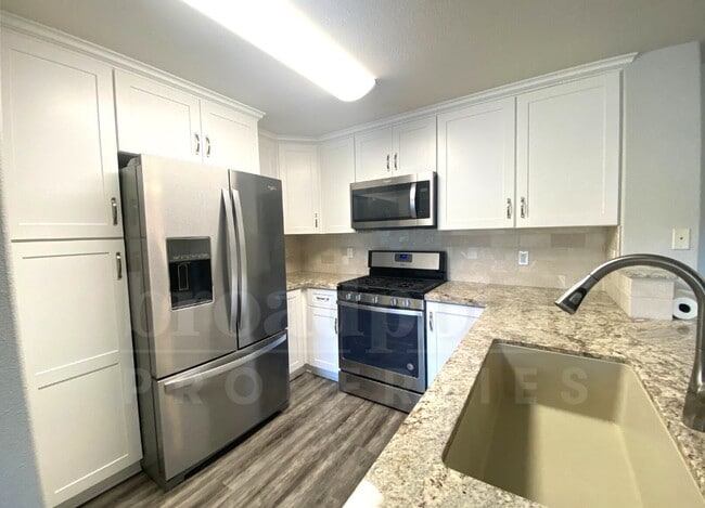 Building Photo - 31295 Taylor Ln