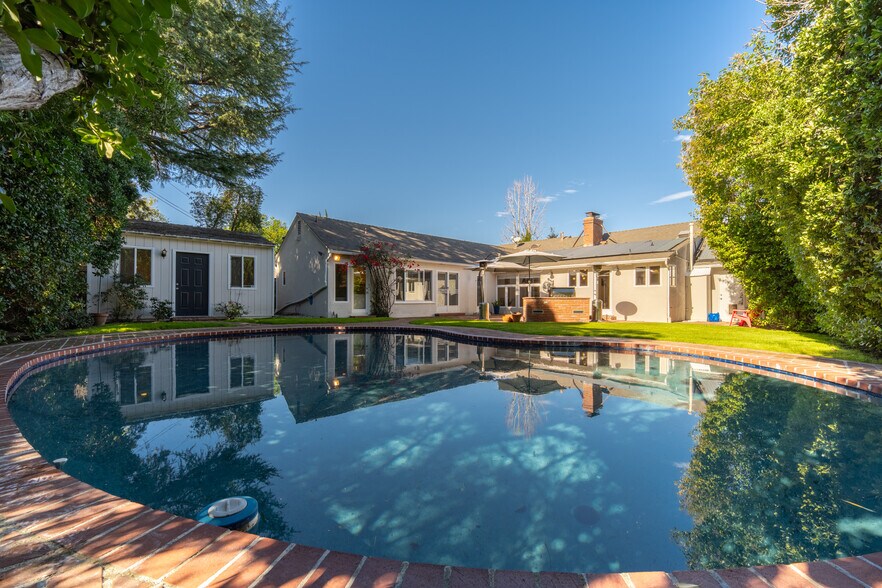 Building Photo - 16146 Otsego St