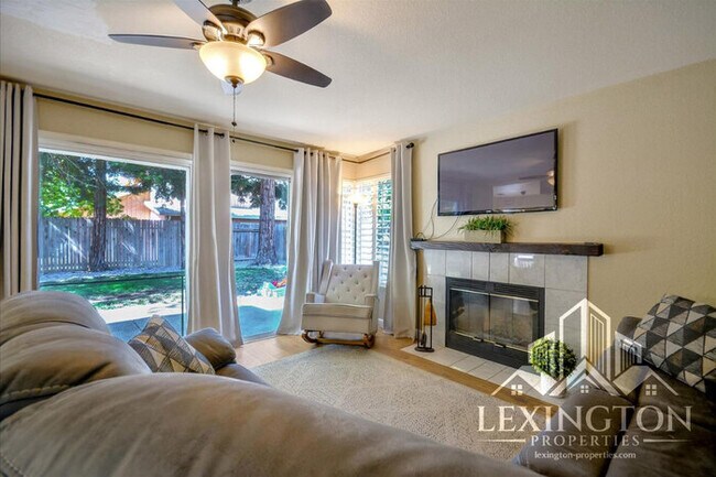 Building Photo - Gorgeous, 4BD/3BA, Home in Esteemed Laguna Neighborhood, Elk Grove, near Kloss Park!
