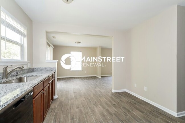 Building Photo - 168 Hunter Park Dr
