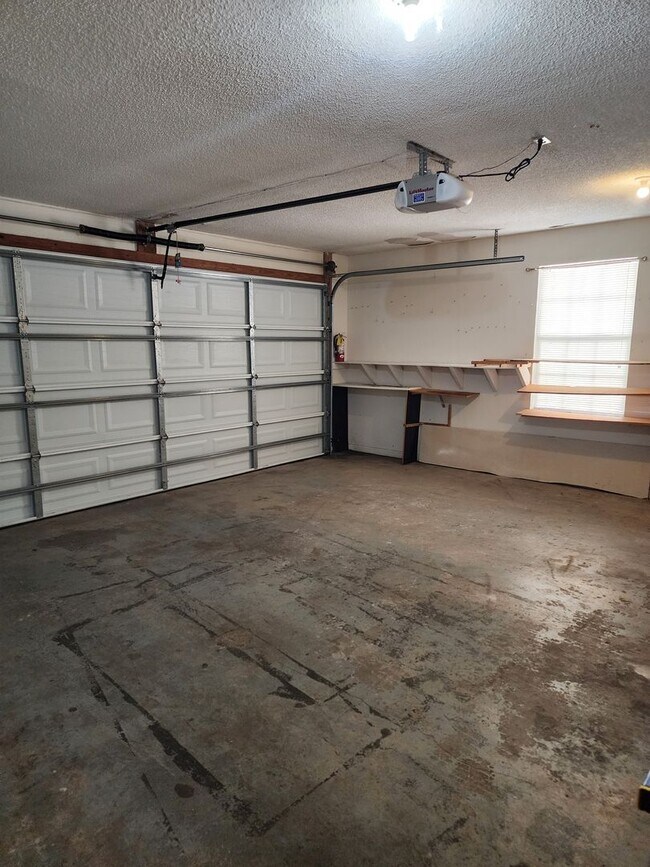 Building Photo - 3 bedroom, 2 bath Norwood home with new HVAC, new roof and fenced in backyard.