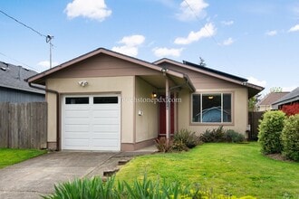 Building Photo - Quaint 3BD/1BA Home Near Mt. Tabor