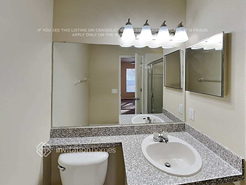 Building Photo - 12514 Dawn Vista Dr