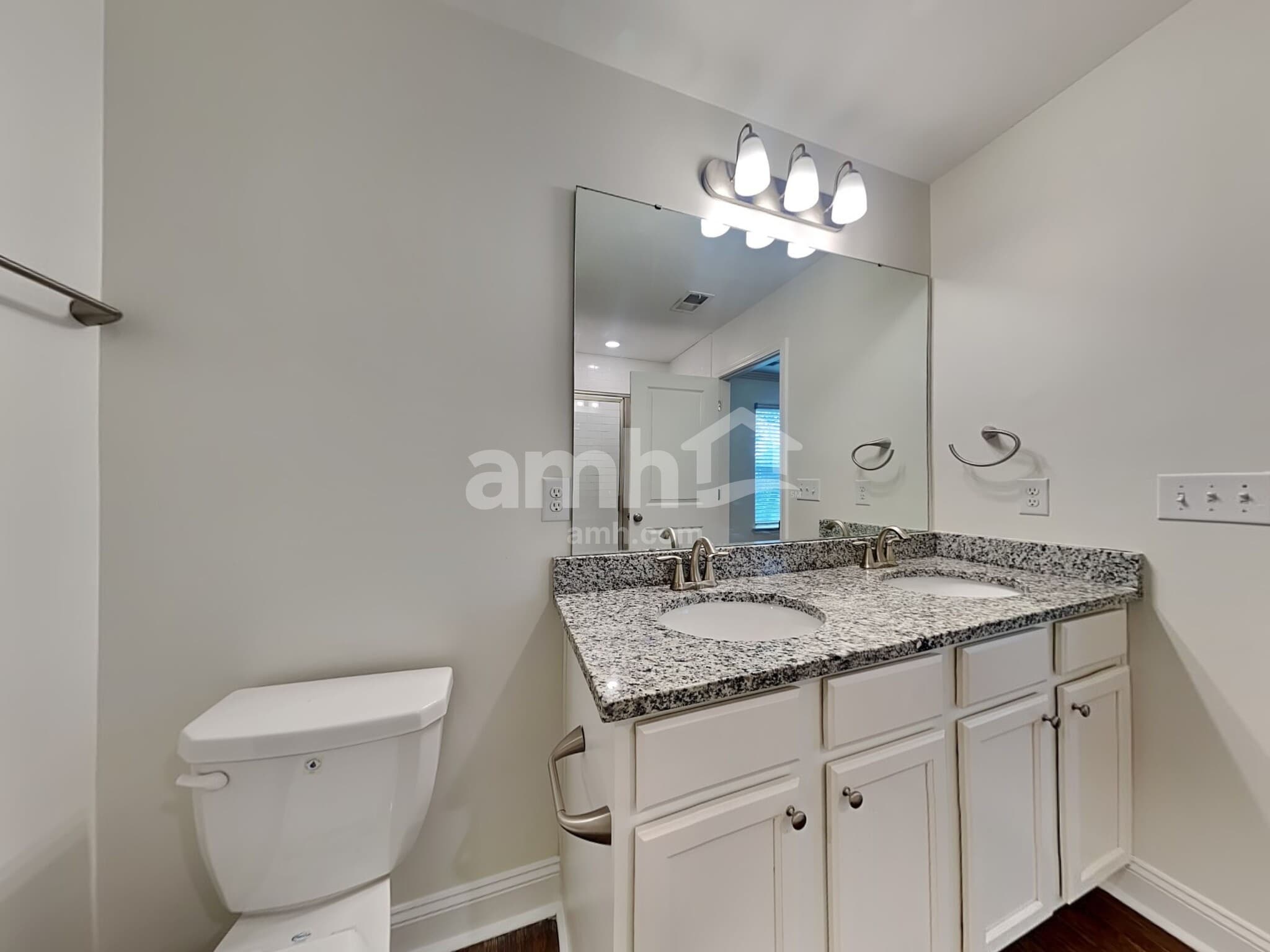 Building Photo - 137 Sweet Gum Dr