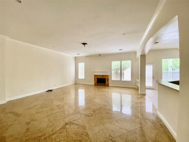 Building Photo - 10323 Stanbrook Dr