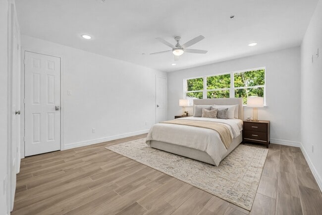 Building Photo - 11314 Williamsburg Dr