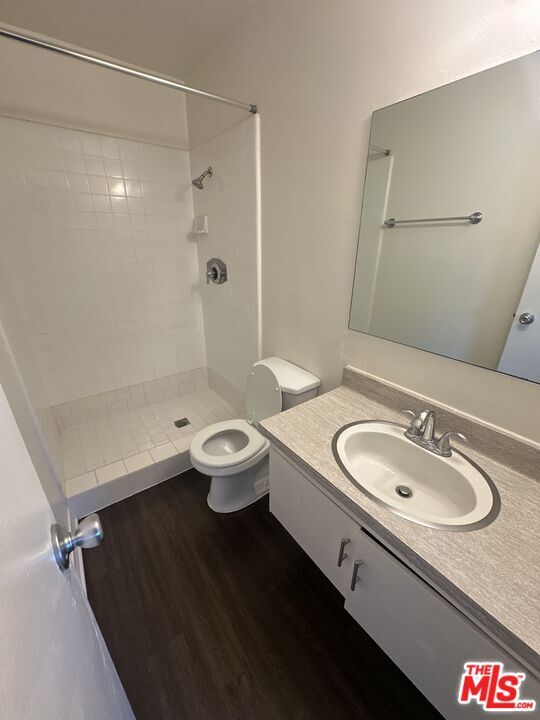 Building Photo - 4550 Overland Ave