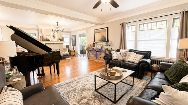 Building Photo - Stunning Home In Desired Boise Location!