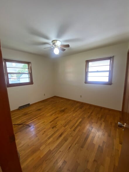 Building Photo - 114 Delmar Ave