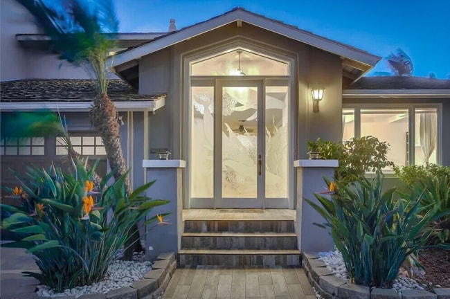 Building Photo - Luxury Bird Rock Retreat | 3BR Oasis w/ Pool, Ocean Views & Walk to Dining! Furnished - Month/Mon...