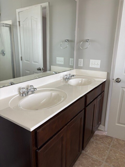 Master Bathroom - 101 Portland Falls Dr
