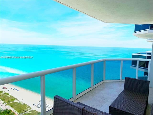 Building Photo - 4779 Collins Ave