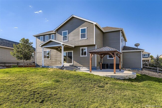 Building Photo - Spacious Spring Valley Stunner – Move-In R...