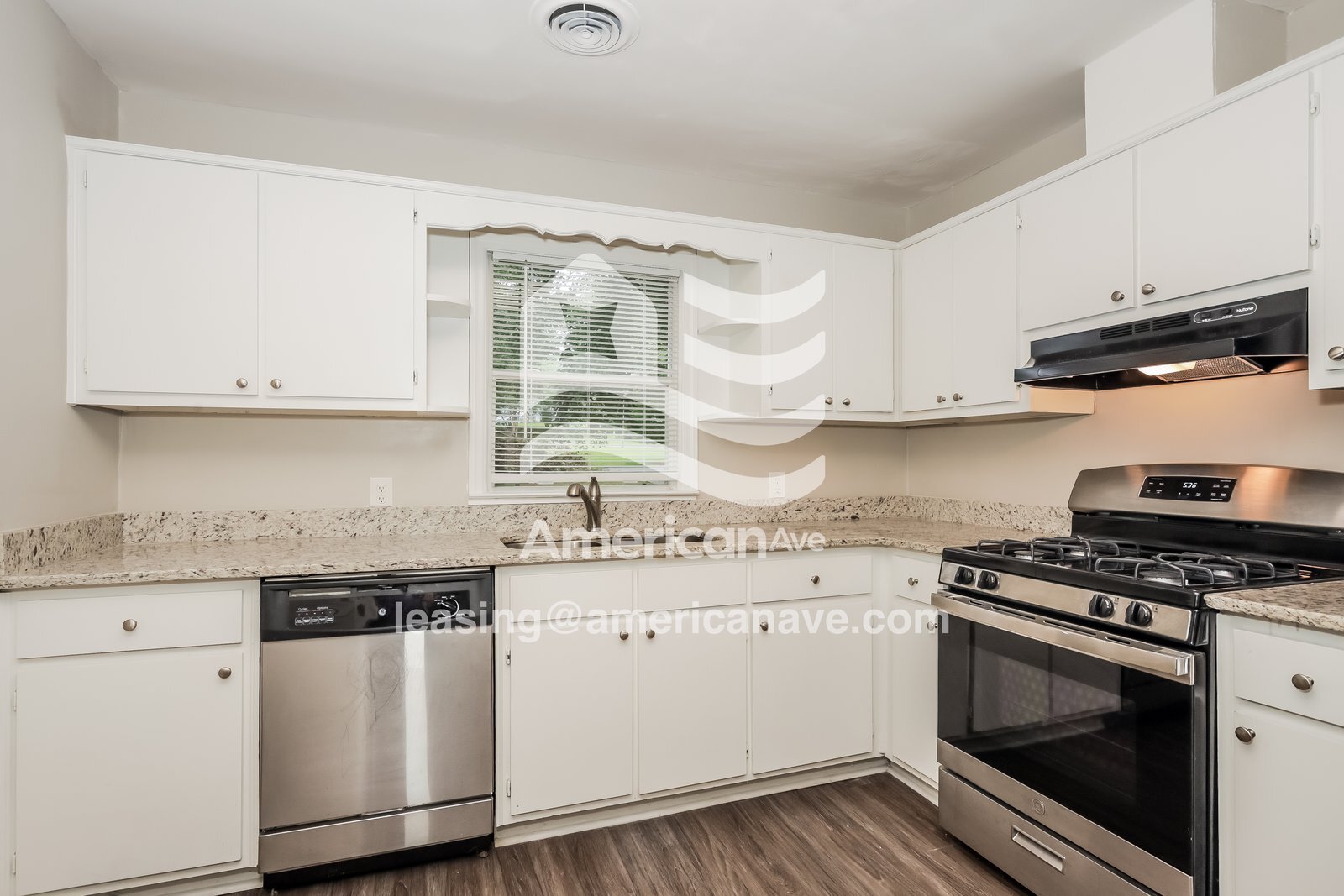 Building Photo - 3920 Howard Ave