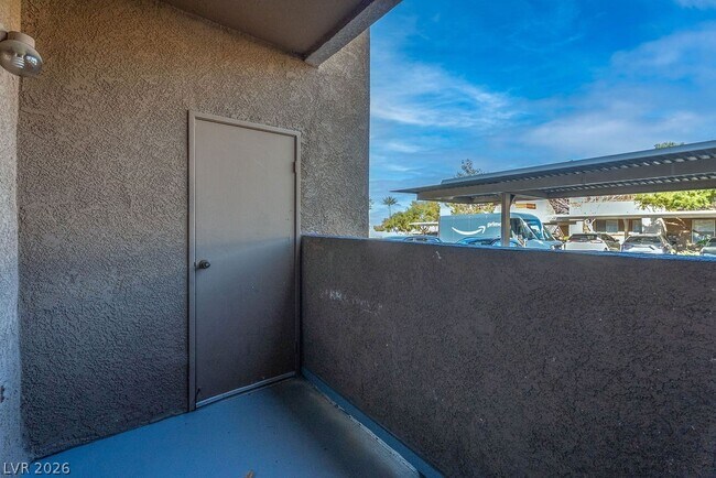 Building Photo - 231 W Horizon Ridge Pkwy