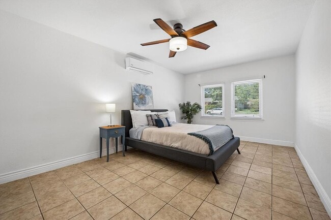 Building Photo - 411 Ramble Ln