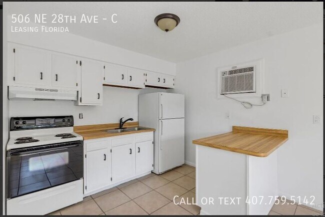 Building Photo - 506 NE 28th Ave
