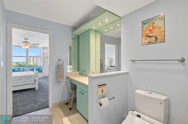 Building Photo - 5200 N Ocean Blvd