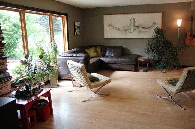 Building Photo - 1640 Quincent St