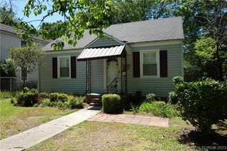 Building Photo - 2-Bedroom, 1-Bath House