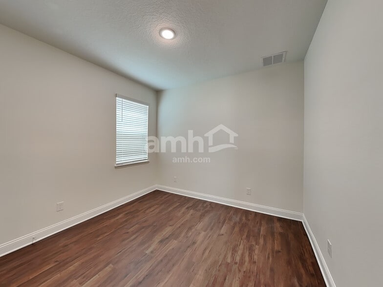 Building Photo - 6190 Little Blf Cir