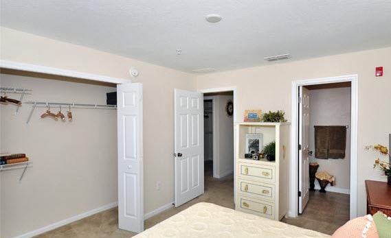 Building Photo - 5800 Lake Pointe Village Cir