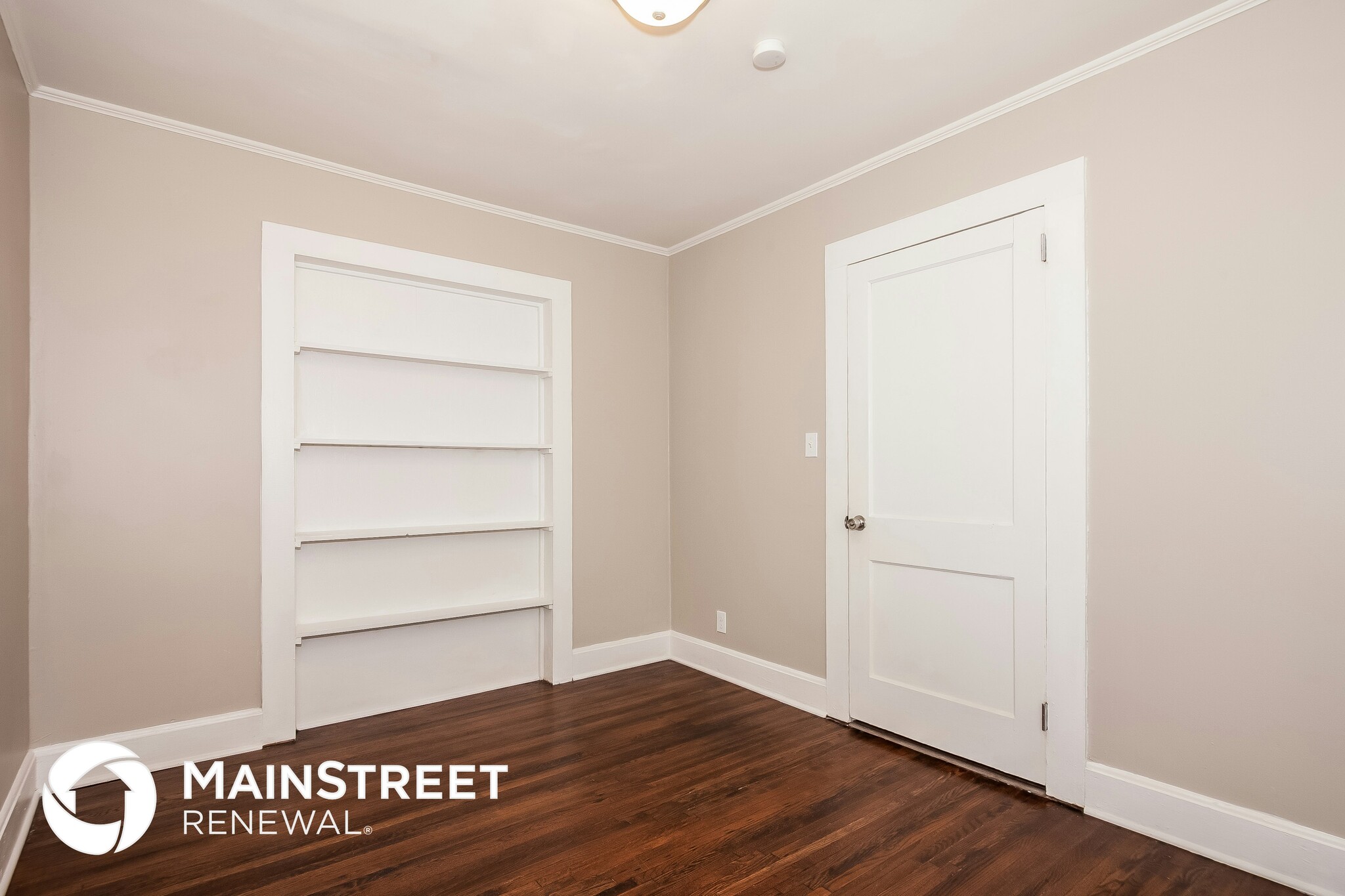 Building Photo - 2558 Hemphill St