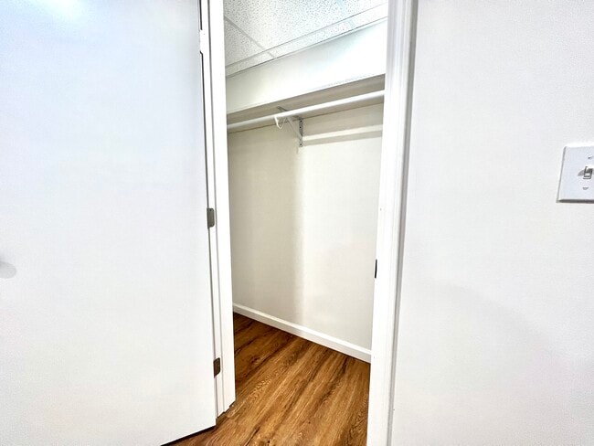Building Photo - 5254 Byers Rd