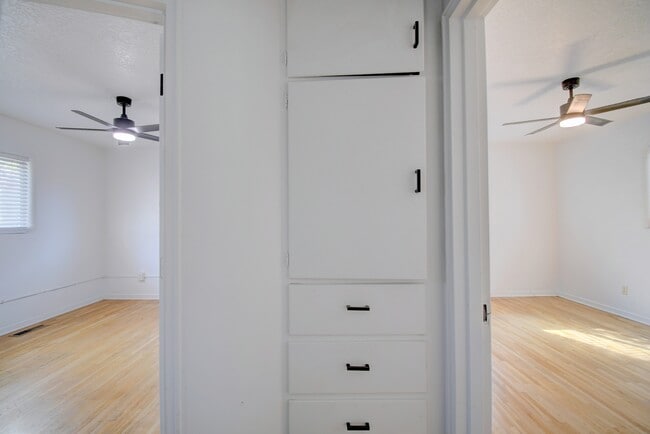 Building Photo - 436 General Patch St NE