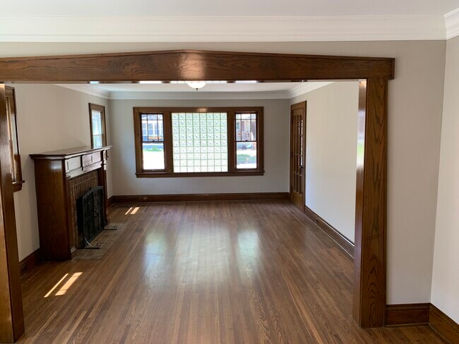 Livingroom, wood burning FP. - 4021 23rd Ave S