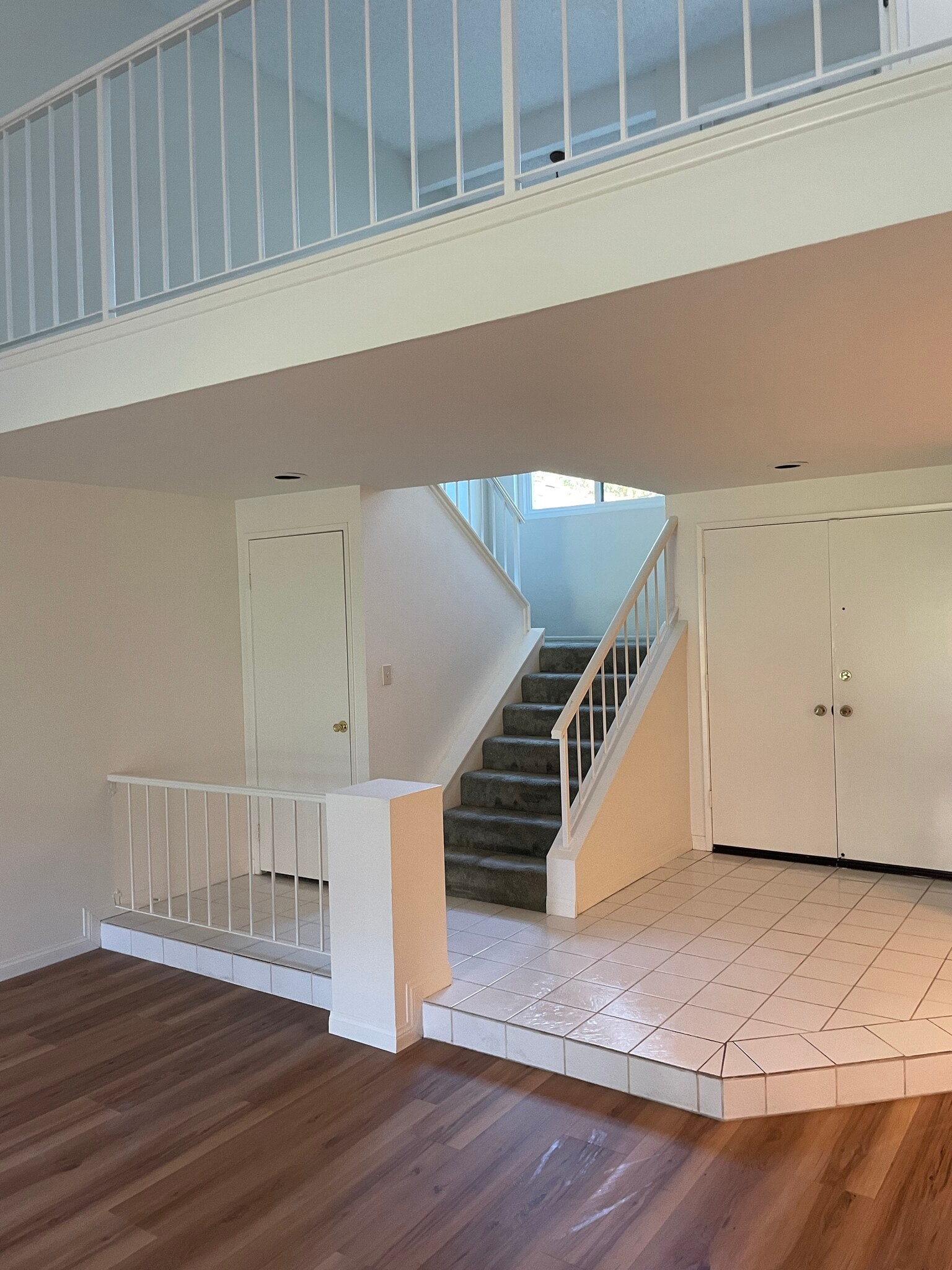 Building Photo - 1321 Calle Lozano