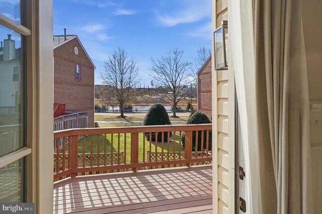 Building Photo - 12831 Silvia Loop